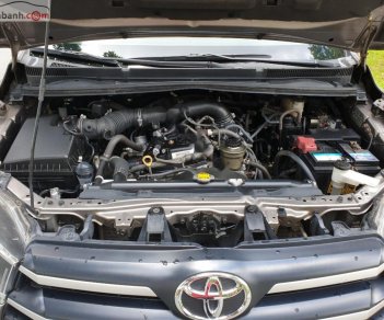 Toyota Innova 2016 - Cần bán lại xe Toyota Innova 2.0G đời 2016, số tự động