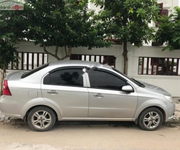 Chevrolet Aveo MT 2015 - Bán Chevrolet Aveo MT 2015, màu bạc