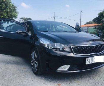 Kia Cerato 2017 - Bán ô tô Kia Cerato 2.0 AT đời 2017, màu đen, nhập khẩu