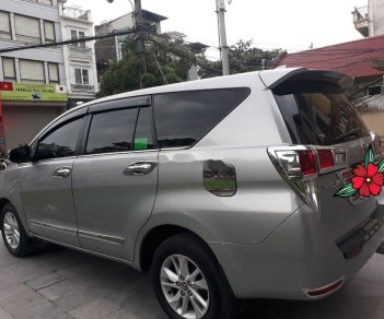 Toyota Innova 2018 - Bán xe Toyota Innova 2.0E sx 2018 số sàn, đẹp