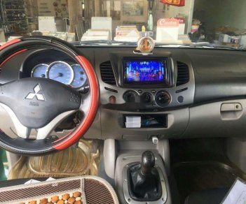 Mitsubishi Triton 2010 - Bán ô tô Mitsubishi Triton năm 2010, màu xanh lục, nhập khẩu nguyên chiếc, giá tốt