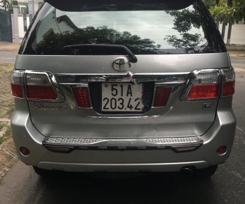 Toyota Fortuner 2011 - Bán Toyota Fortuner đời 2011, màu bạc