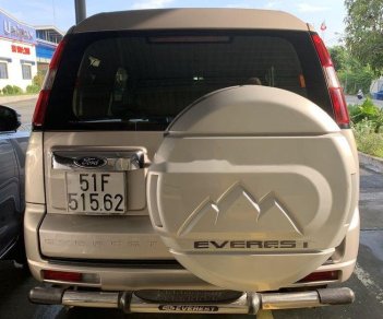 Ford Everest 2012 - Cần bán gấp Ford Everest đời 2012 chính chủ, giá tốt