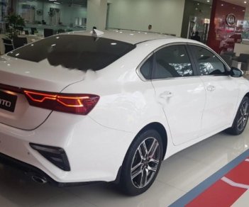 Kia Cerato 2019 - Bán xe Kia Cerato sản xuất năm 2019, màu trắng