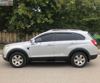 Chevrolet Captiva 2009 - Cần bán gấp Chevrolet Captiva đời 2009, màu bạc số sàn, giá 258tr