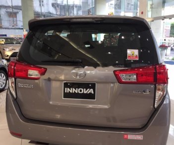 Toyota Innova 2019 - Bán xe Toyota Innova 2019, màu xám, 731 triệu