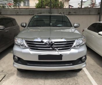 Toyota Fortuner 2014 - Cần bán Toyota Fortuner đời 2014, màu bạc, chính chủ giá cạnh tranh