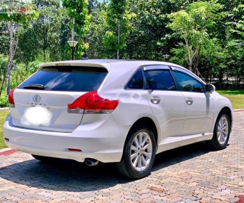 Toyota Venza 2009 - Cần bán gấp Toyota Venza năm sản xuất 2009, màu trắng, xe nhập