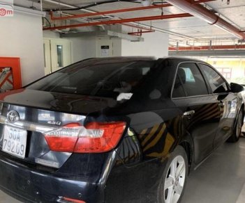 Toyota Camry 2.5Q 2014 - Cần bán lại xe Toyota Camry 2.5Q năm sản xuất 2014, màu đen số tự động