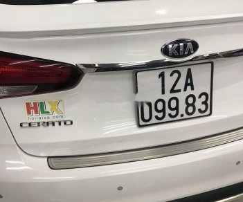 Kia Cerato 2018 - Bán Kia Cerato đời 2018, màu trắng xe gia đình, giá tốt
