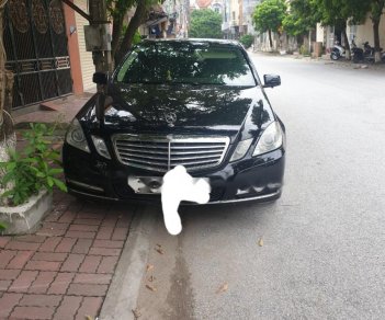 Mercedes-Benz E class   2011 - Bán Mercedes E300 năm 2011, màu đen, nhập khẩu 