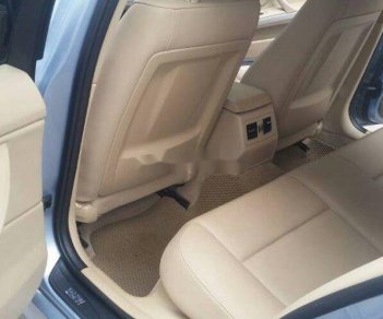 BMW 3 Series 320i 2010 - Bán xe BMW 320i, sản xuất 2010, số tự động, màu xanh đá