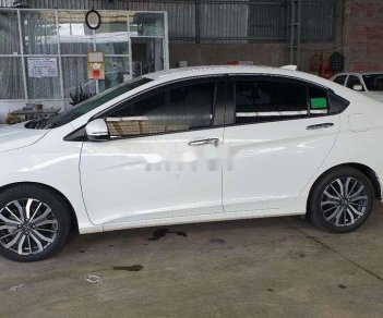 Honda City 2018 - Bán Honda City đời 2018, màu trắng chính chủ, giá tốt