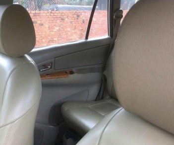 Toyota Innova G 2009 - Gia đình bán Toyota Innova G đời 2009, màu bạc