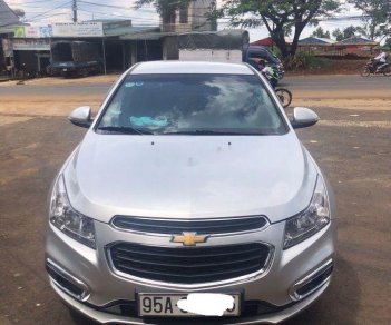 Chevrolet Cruze MT 2017 - Cần bán Chevrolet Cruze MT đời 2017, màu bạc, giá 380tr