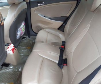 Hyundai Accent MT 2011 - Cần bán xe Hyundai Accent MT sản xuất năm 2011, màu đỏ, nhập khẩu