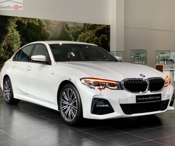 BMW 3 Series 2019 - Bán xe BMW 330i M-Sport đời 2019, màu trắng, xe nhập