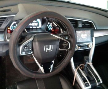 Honda Civic 2018 - Bán Honda Civic 2018, màu trắng, xe nhập xe gia đình, giá tốt