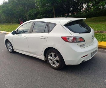 Mazda 3 2010 - Bán ô tô Mazda 3 năm sản xuất 2010, màu trắng, nhập khẩu