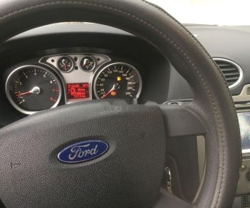 Ford Focus 2011 - Cần bán xe Ford Focus đời 2011, màu trắng chính chủ