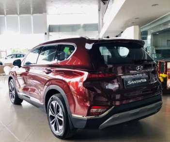 Hyundai Santa Fe 2019 - Bán Hyundai Santa Fe Premium 2.2L HTRAC sản xuất năm 2019, màu đỏ