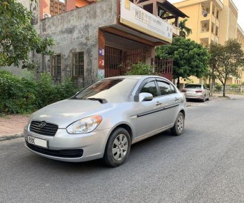 Hyundai Accent 2010 - Bán xe Hyundai Accent sản xuất 2010, màu bạc, nhập khẩu Hàn Quốc