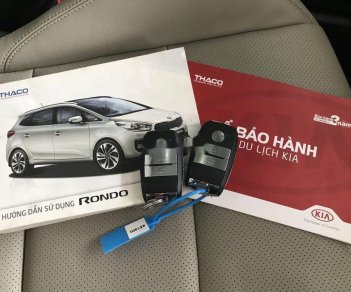 Kia Rondo 2017 - Cần bán lại xe Kia Rondo sản xuất năm 2017, màu trắng