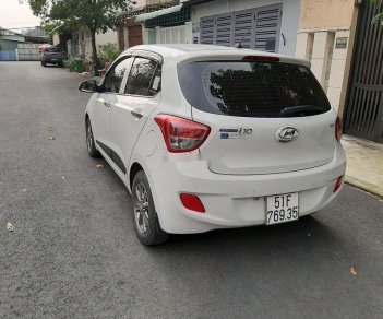 Hyundai Grand i10 2011 - Cần bán lại xe Hyundai Grand i10 năm sản xuất 2011, màu trắng, xe nhập