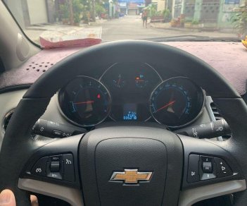 Chevrolet Cruze 2015 - Cần bán gấp Chevrolet Cruze đời 2015, màu đỏ chính chủ