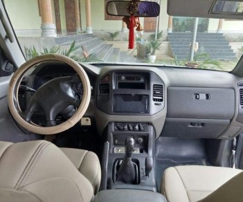 Mitsubishi Pajero 2004 - Cần bán gấp Mitsubishi Pajero sản xuất năm 2004, màu bạc, xe nhập