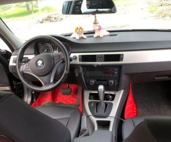 BMW 3 Series 2011 - Cần bán xe BMW 325i sản xuất năm 2011, màu đen, 525tr