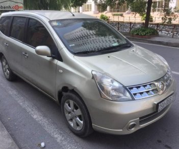 Nissan Grand livina 2011 - Cần bán xe Nissan Grand livina đời 2011, màu vàng chính chủ, giá chỉ 350 triệu