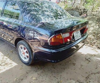 Mazda 323 1998 - Cần bán xe Mazda 323 đời 1998, nhập khẩu nguyên chiếc xe gia đình, giá chỉ 120 triệu