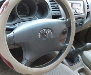 Toyota Hilux 2010 - Cần bán lại xe Toyota Hilux năm 2010, màu bạc, xe nhập
