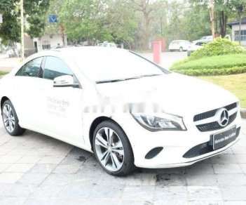 Mercedes-Benz CLA class 2017 - Cần bán Mercedes đời 2017, màu trắng xe gia đình, còn nguyên bản