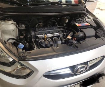 Hyundai Accent 2011 - Cần bán gấp Hyundai Accent sản xuất năm 2011, màu bạc, nhập khẩu nguyên chiếc chính hãng