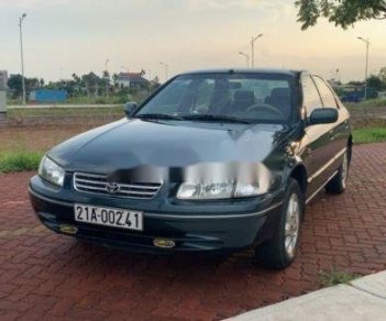 Toyota Camry 3.0 MT 2001 - Bán Toyota Camry 3.0 MT năm 2001, giá tốt