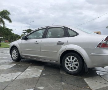 Ford Focus 2007 - Cần bán xe Ford Focus năm sản xuất 2007, màu bạc, nhập khẩu nguyên chiếc chính hãng