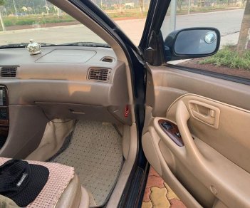 Toyota Camry 3.0 MT 2001 - Bán Toyota Camry 3.0 MT năm 2001, giá tốt