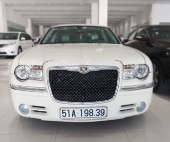 Chrysler 300 2010 - Bán xe Chrysler 300C Limited model 2010, xe đẹp, sang trọng, biển SG, giá 980tr