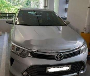 Toyota Camry   2015 - Bán xe cũ Toyota Camry năm 2015, màu bạc, 780 triệu