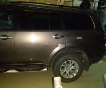 Mitsubishi Pajero Sport MT 2015 - Bán Mitsubishi Pajero Sport MT sản xuất 2015, giá chỉ 700 triệu