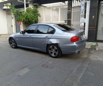 BMW 3 Series 2011 - Bán BMW 3 Series đời 2011, màu bạc số tự động xe nguyên bản