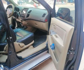 Toyota Hilux 2011 - Bán Toyota Hilux đời 2011, màu đen, chính chủ, 377 triệu