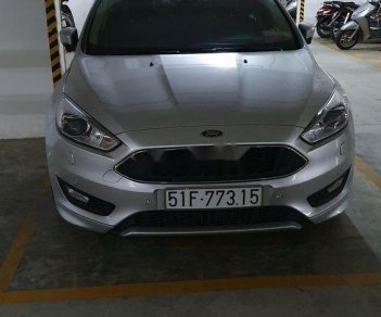 Ford Focus 2016 - Cần bán lại xe Ford Focus năm sản xuất 2016 chính chủ giá tốt