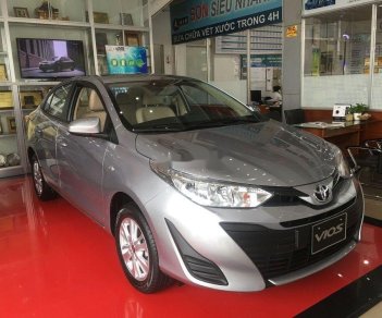 Toyota Vios 2019 - Cần bán xe Toyota Vios năm 2019, màu xám xe nội thất đẹp