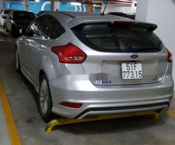 Ford Focus 2016 - Cần bán lại xe Ford Focus năm sản xuất 2016 chính chủ giá tốt