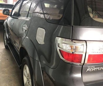 Toyota Fortuner 2010 - Bán ô tô Toyota Fortuner sản xuất năm 2010, màu xám số sàn