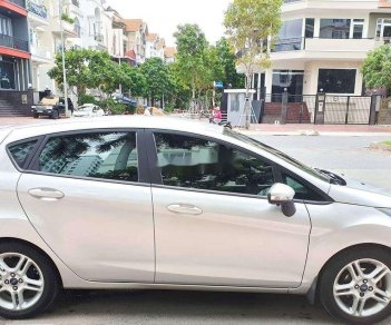 Ford Fiesta 2011 - Bán Ford Fiesta đời 2011, 320 triệu xe nguyên bản