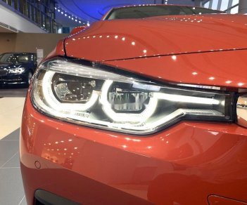 BMW 3 Series   2019 - Bán xe BMW 320i 2019, xe nhập, giá tốt